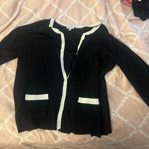 Susina Black and White Sweater